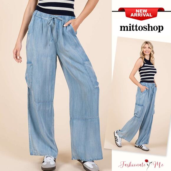 Mittoshop Chambray Elastic Waist Cargo Pockets Wide Leg Pants | Light Washed - Picture 1 of 7